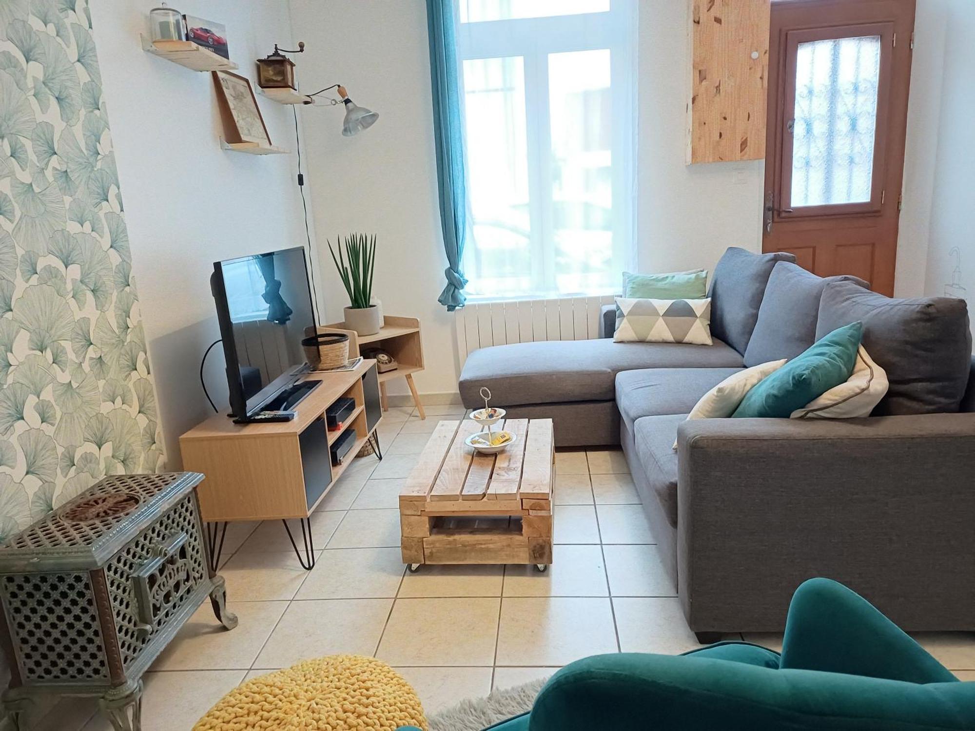 L'Artistique, 4 Lits, 2 Chambres, Stationnement Gratuit, Spacieux, Atypique Amiens Zewnętrze zdjęcie